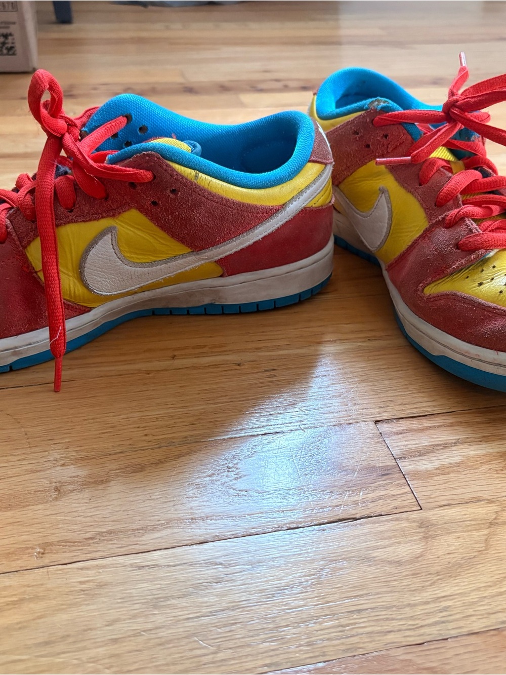 Bart Simpson limited edition Nike SB